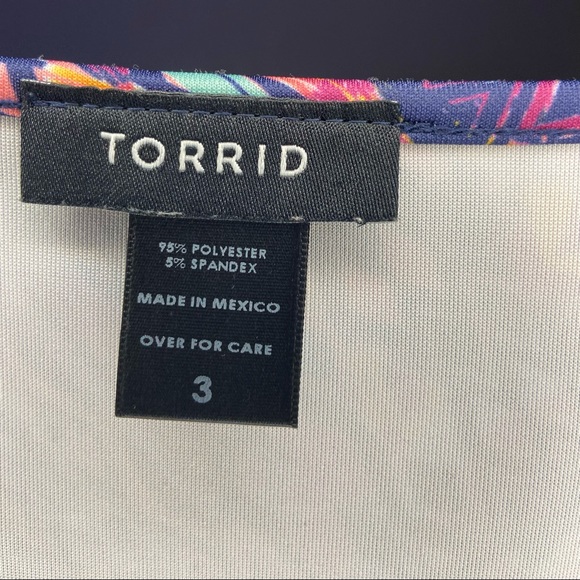 TORRID GEO PRINT SCUBA DRESS - Picture 2 of 5